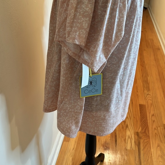 Cece Women’s Top - Picture 4 of 8